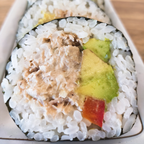 Tuna Mayo & Avocado Roll